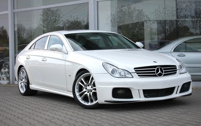 Mercedes-Benz CLS cena 79900 przebieg: 47800, rok produkcji 2005 z Brusy małe 301